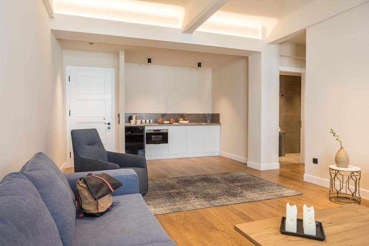 Klepsydra Urban Suites Atene Esterno foto