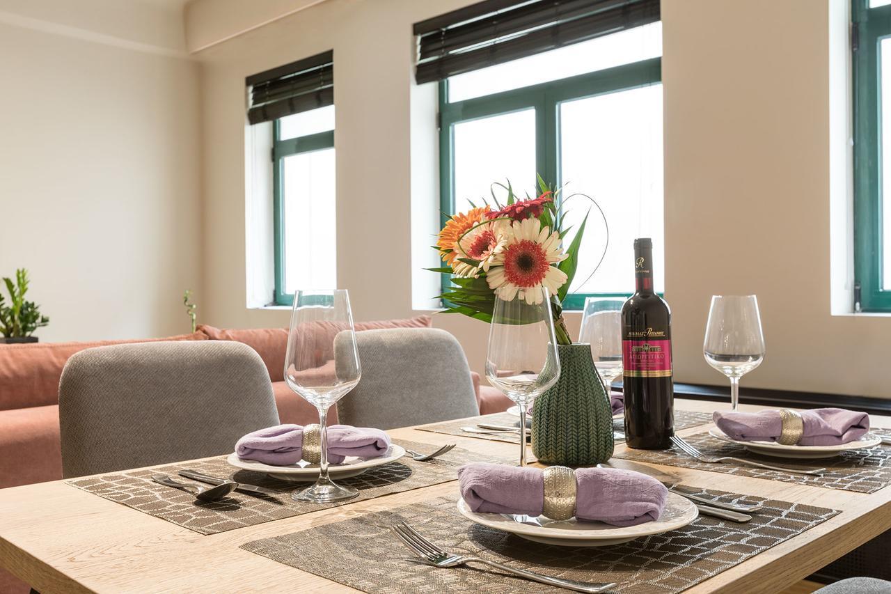 Klepsydra Urban Suites Atene Esterno foto
